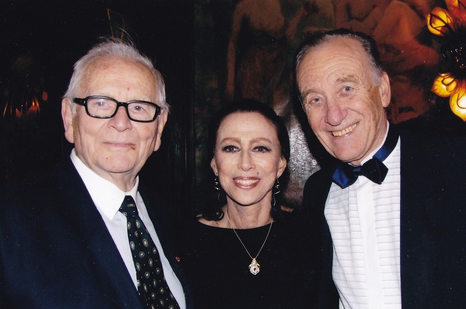 Родион Щедрин (справа), Майя Плисецкая и Пьер Карден (Париж, 1997).