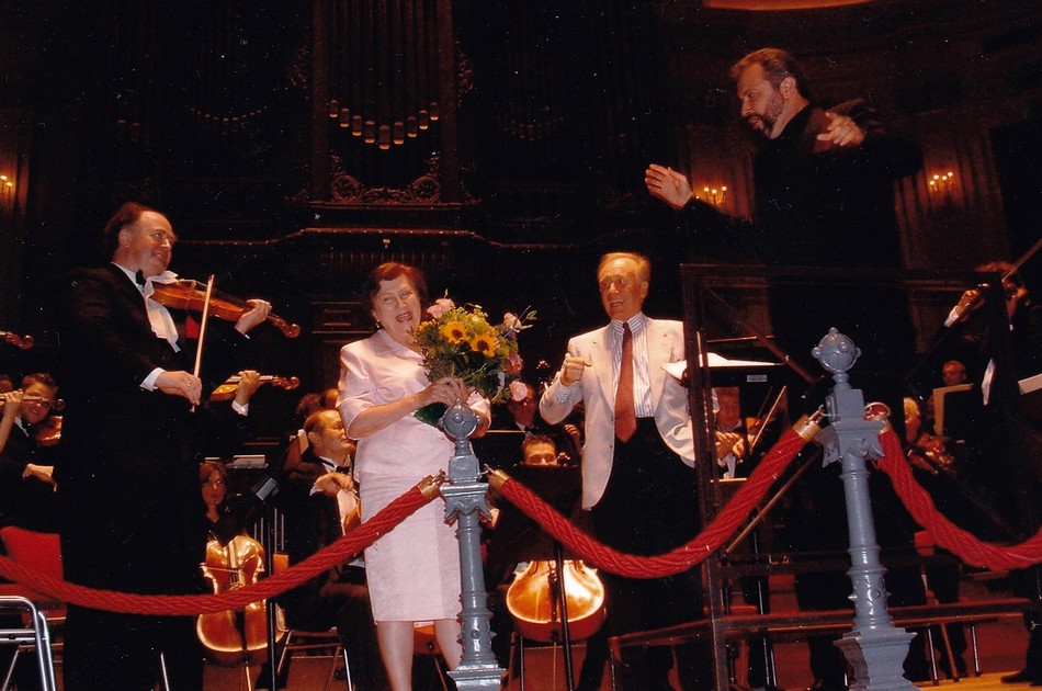 Родион Щедрин (в центре) на Фестивале Беллы Давидович (Амстердам, Концертгебау, 2003).