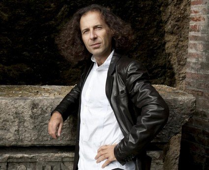 Стефано Пода - выдающийся оперный режиссёр.