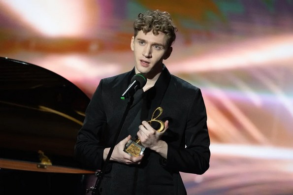 Пианист и композитор Кирилл Рихтер - лауреат премии «BraVo». 